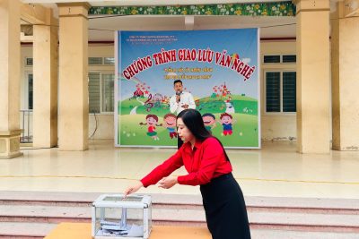 Trường Tiểu học Trác Văn phường Duy Tiên đã tổ chức chương trình giao lưu văn nghệ mang nhiều ý nghĩa với đoàn khuyết tật đến từ Công ty TNHH thương binh 27/7 và người nhiễm Dioxin Việt Nam